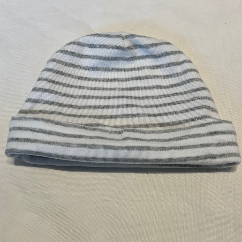 “Bundle 10/$13” baby 0-3M Striped Gray and White baby girl boy Beanie hat